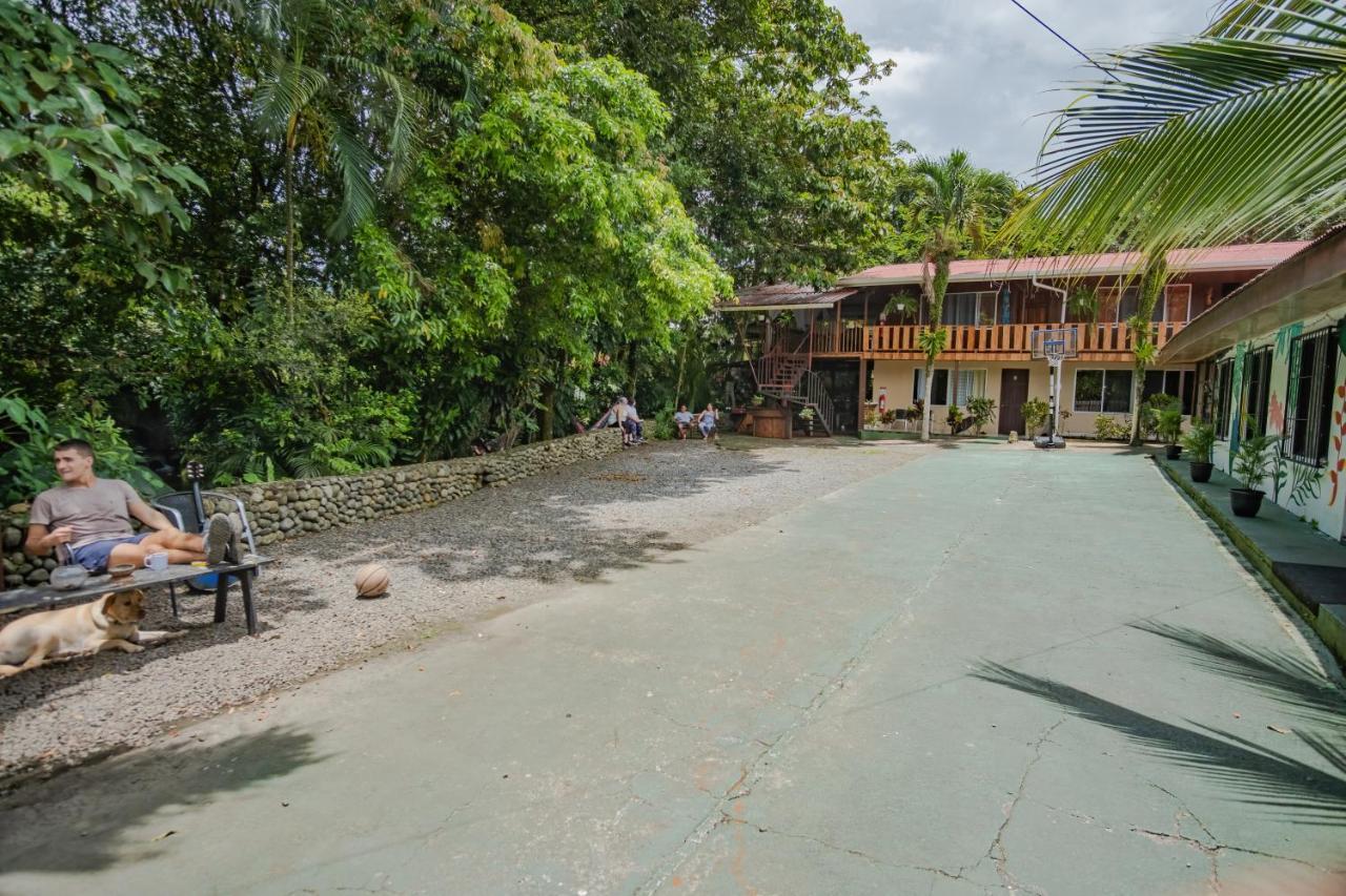 Rio Danta Hostel La Fortuna Exterior photo