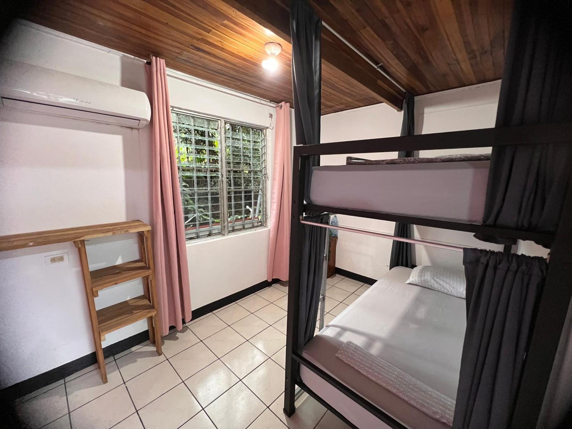 Rio Danta Hostel La Fortuna Exterior photo