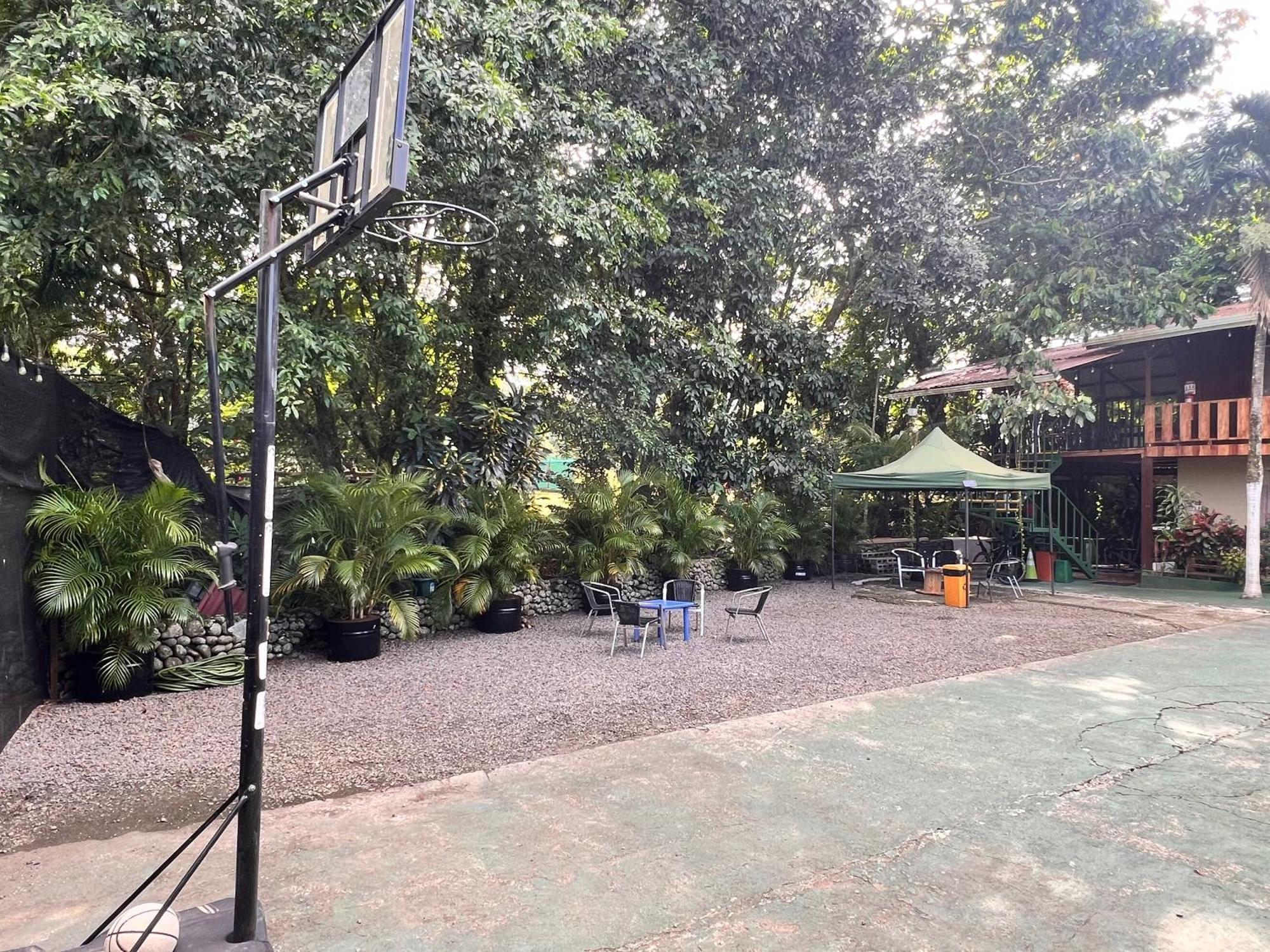 Rio Danta Hostel La Fortuna Exterior photo