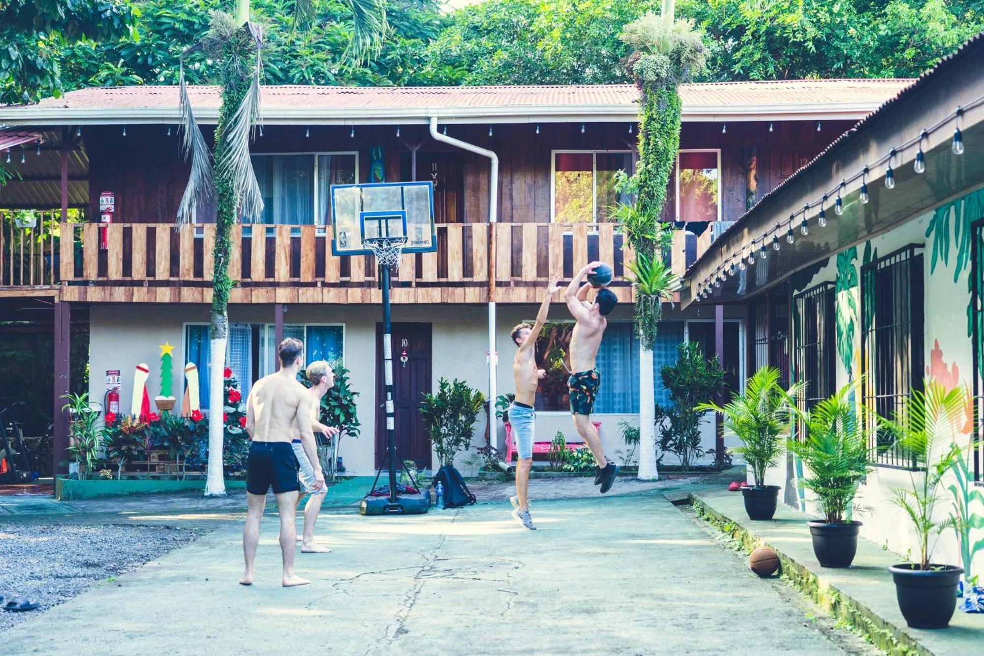 Rio Danta Hostel La Fortuna Exterior photo