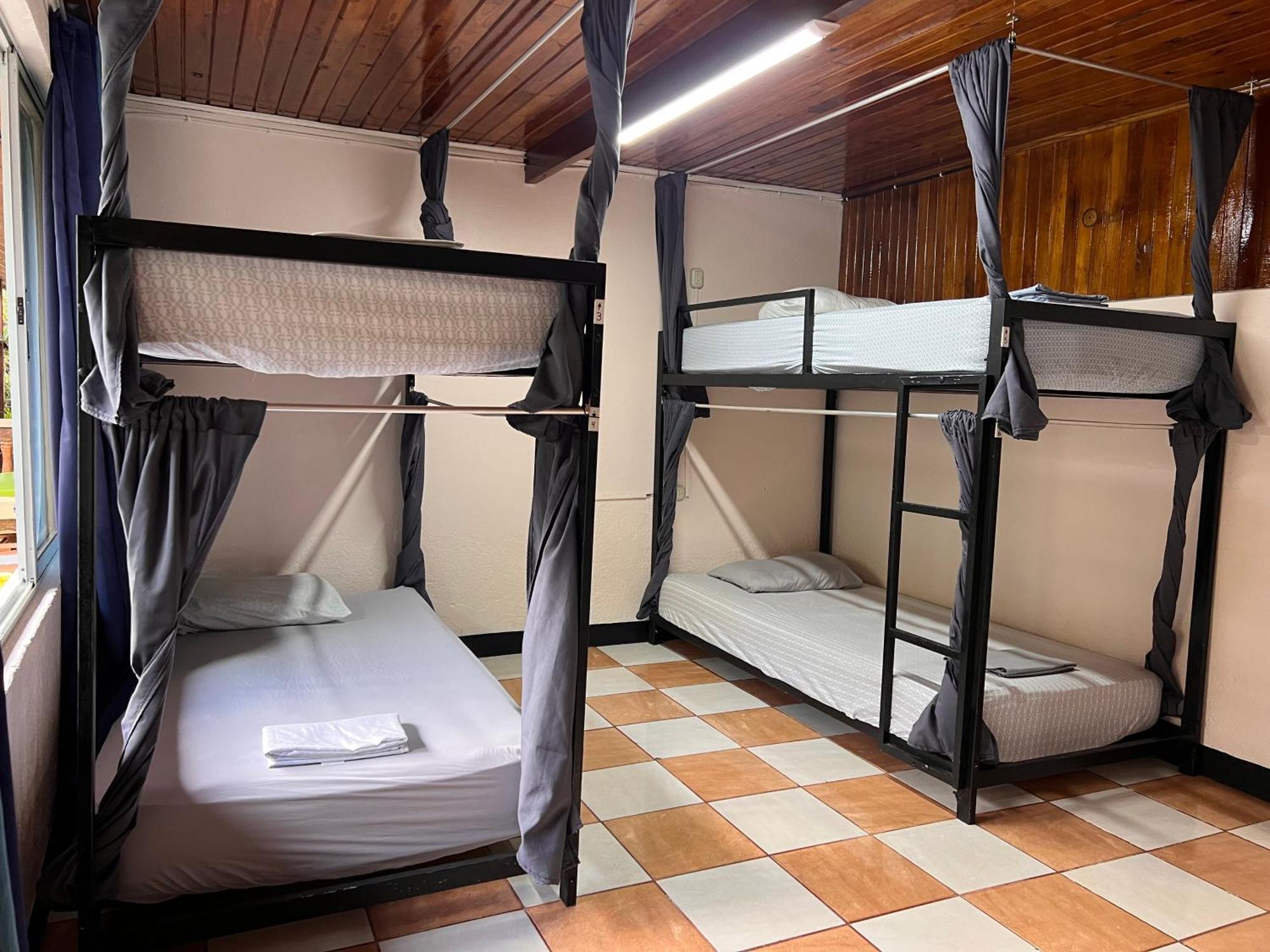 Rio Danta Hostel La Fortuna Exterior photo