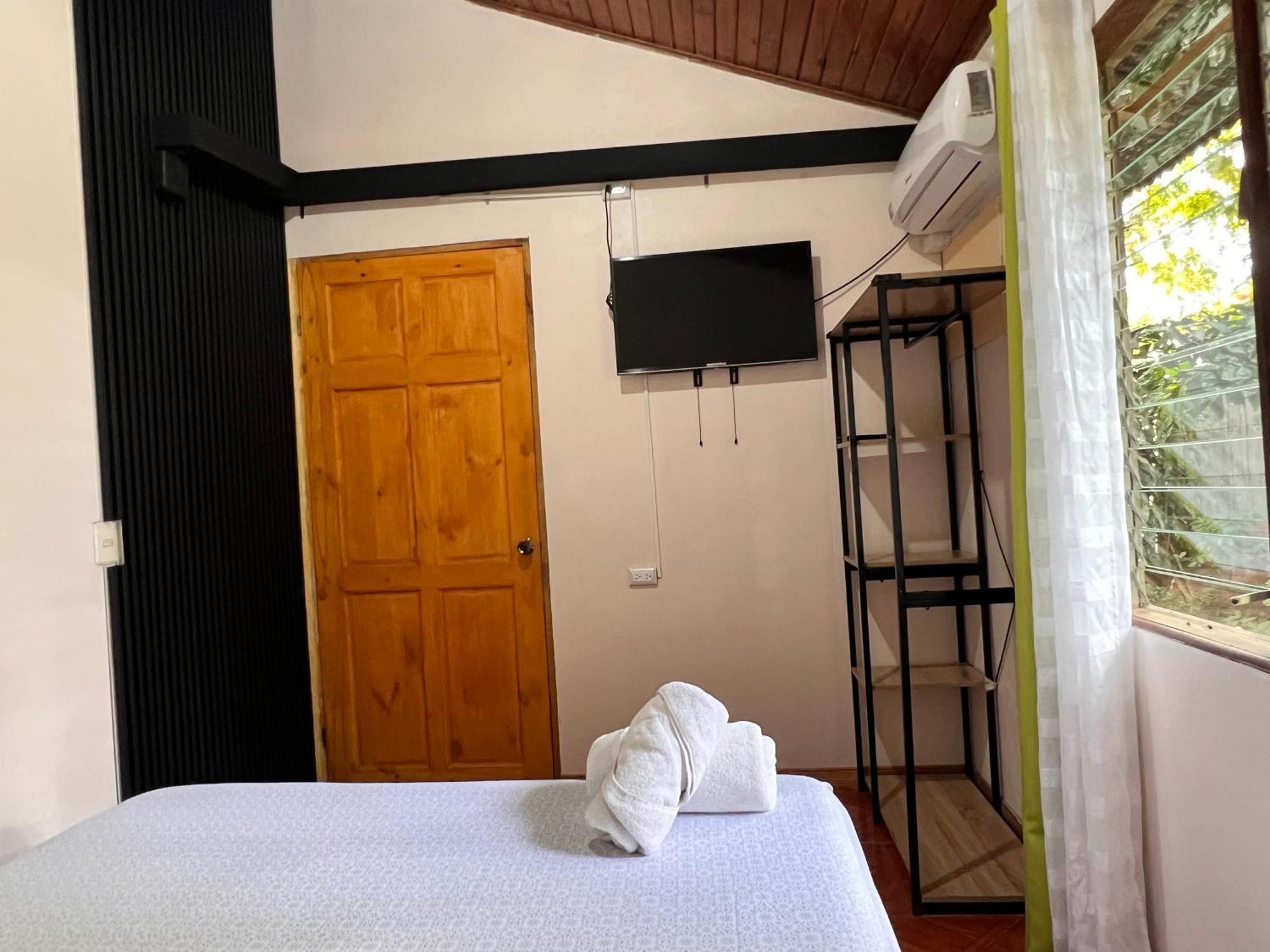 Rio Danta Hostel La Fortuna Exterior photo