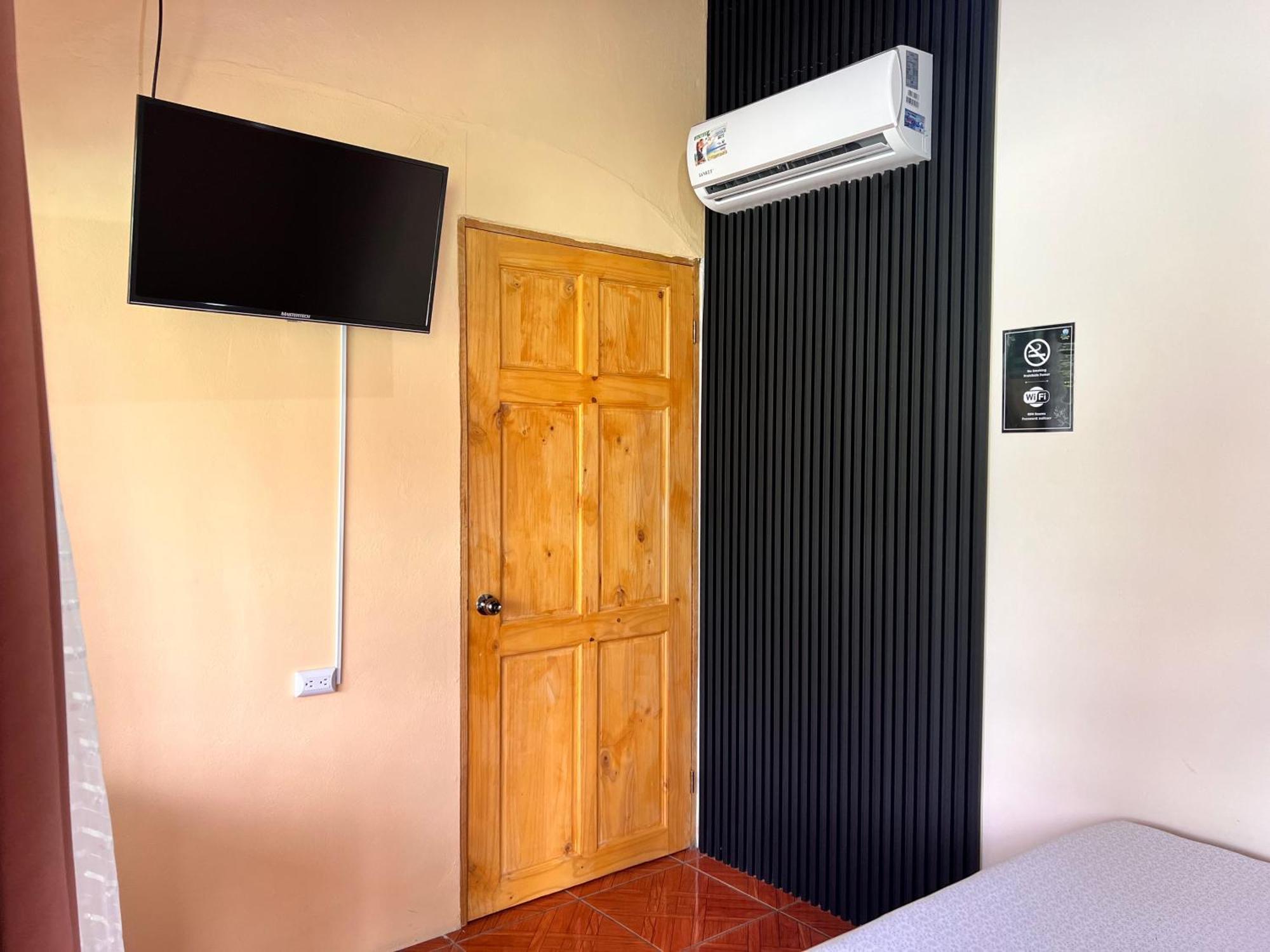 Rio Danta Hostel La Fortuna Exterior photo